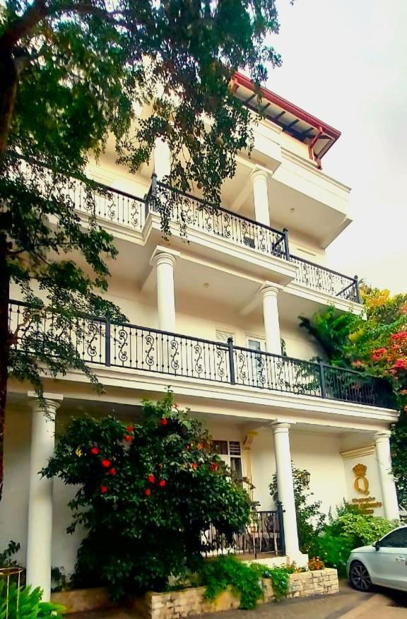 Negombo New Queen'S Palace エクステリア 写真