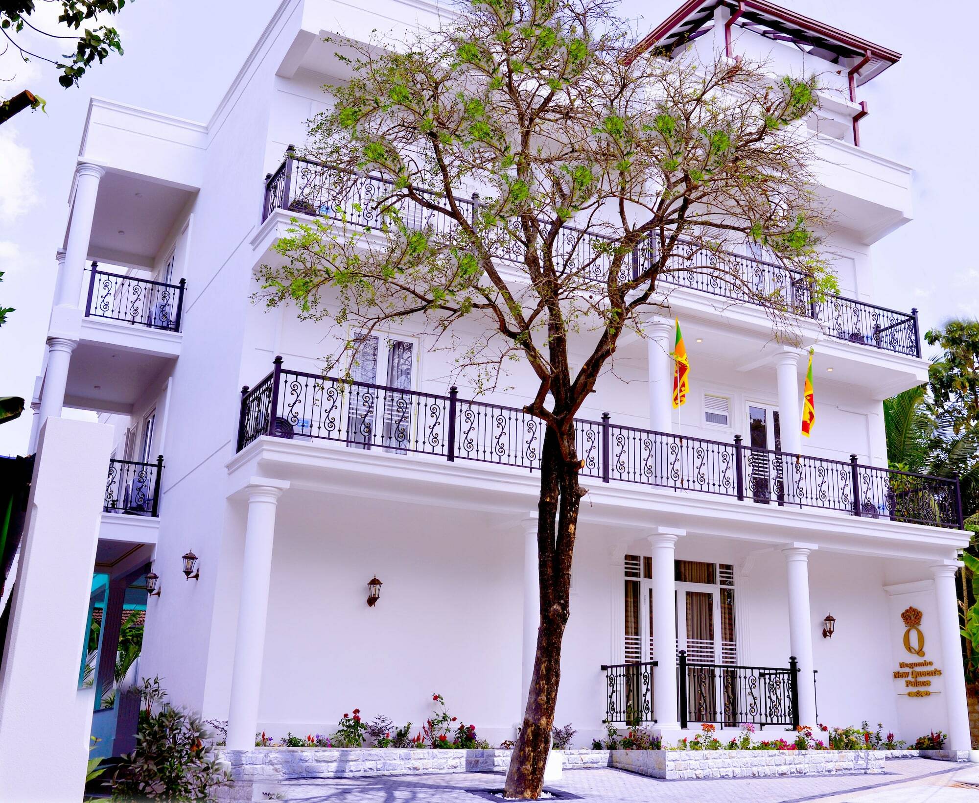 Negombo New Queen'S Palace エクステリア 写真