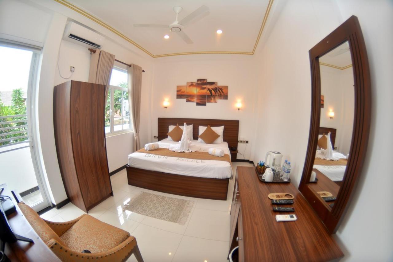 Negombo New Queen'S Palace エクステリア 写真
